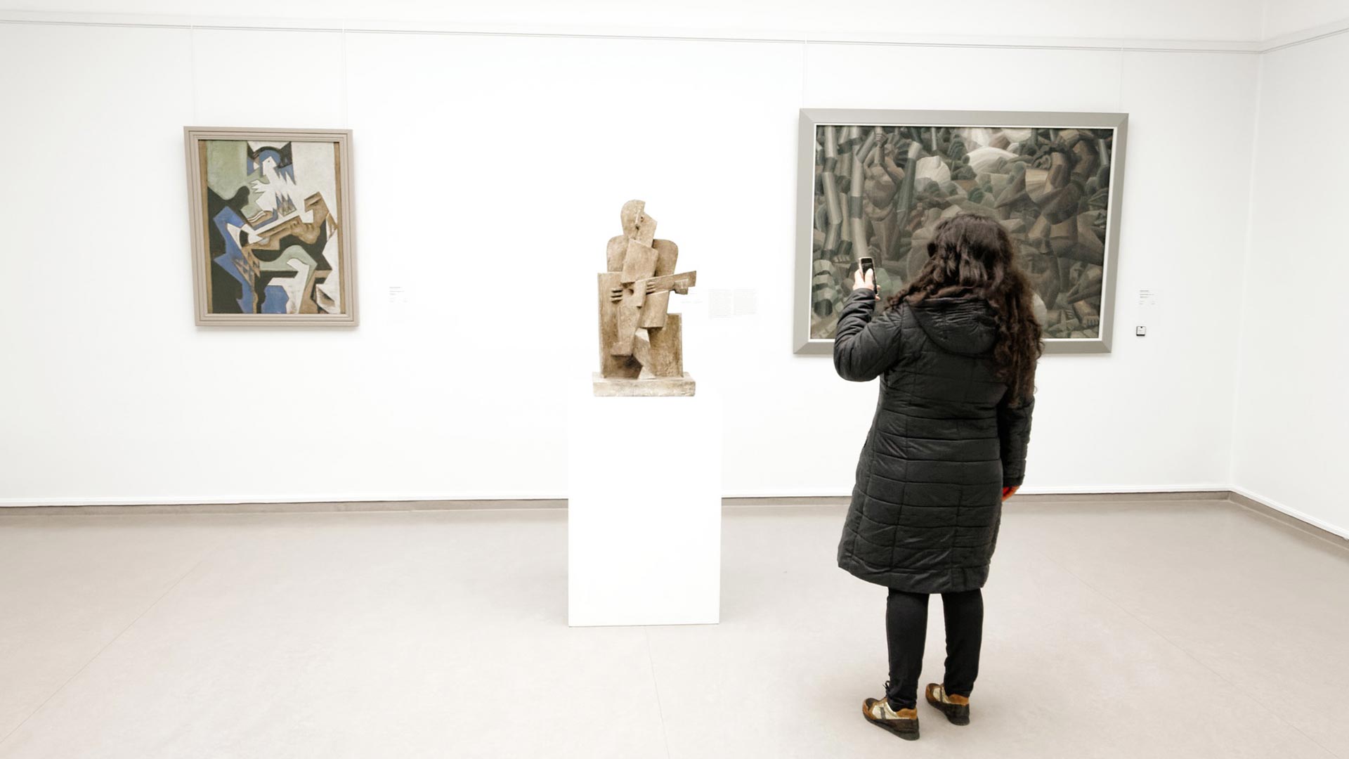 woman in an art museum