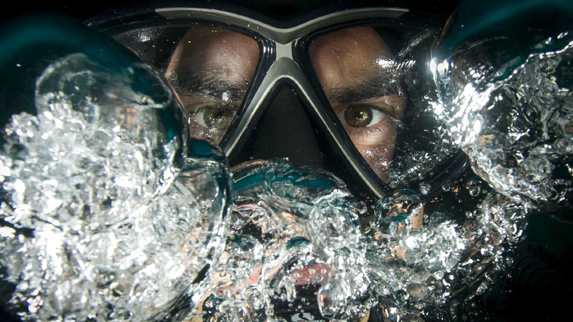 snorkler with bubbles