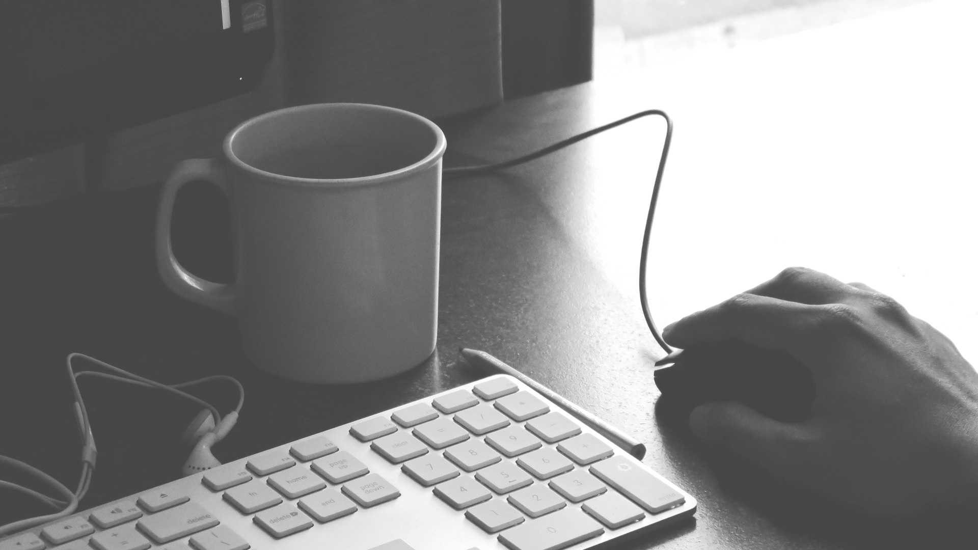 keyboard, mouse and mug