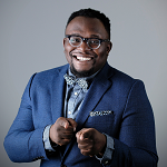 Vic Akosile