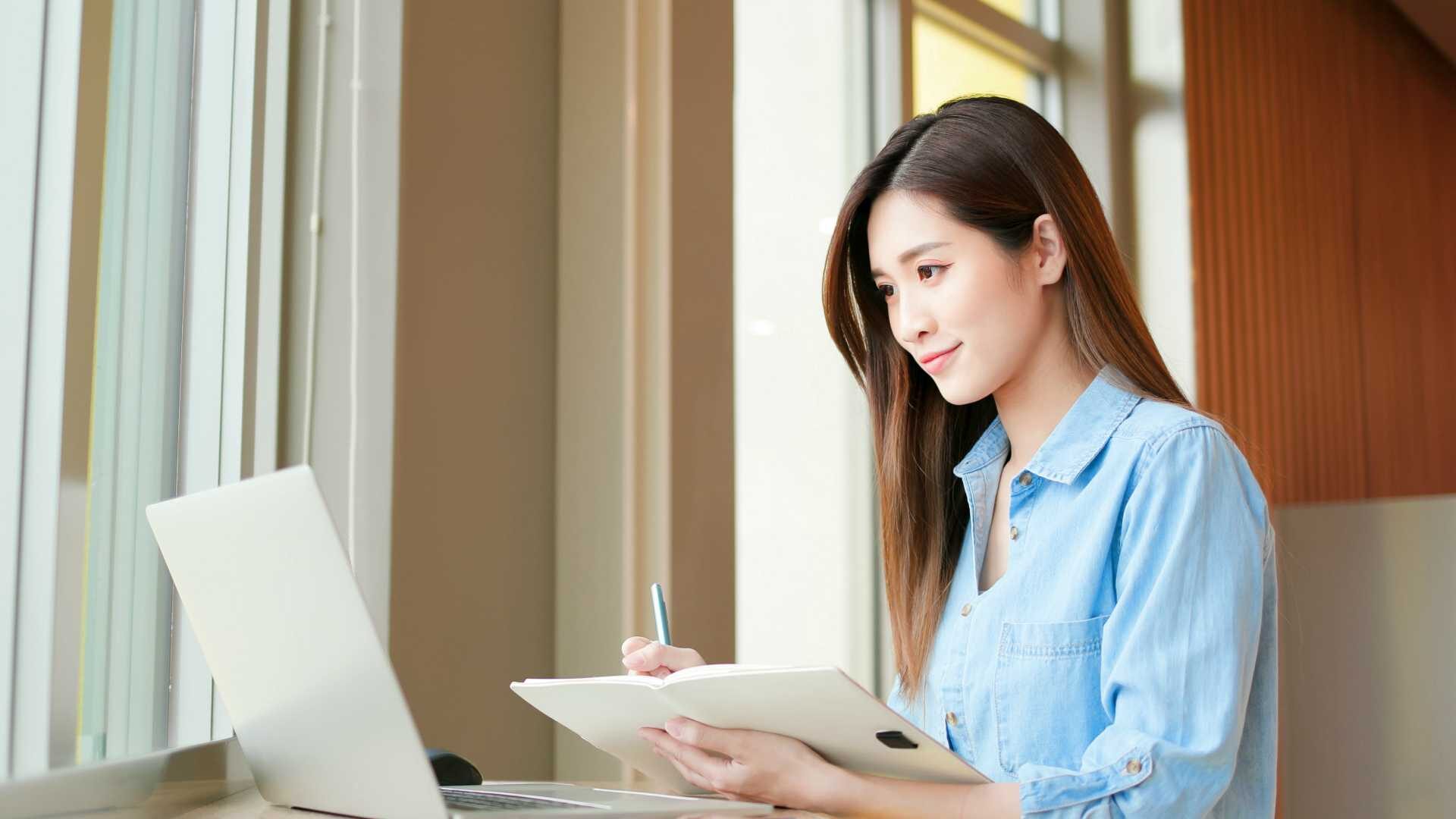 Collaborative Online Learning