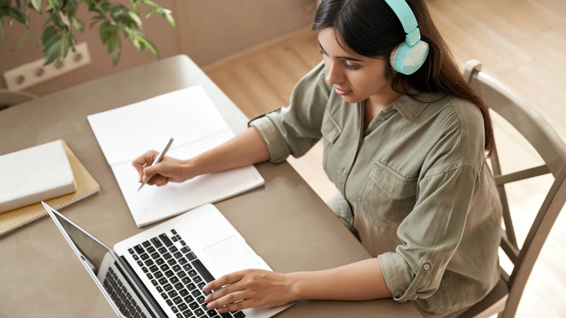 Online colleges, learning and development