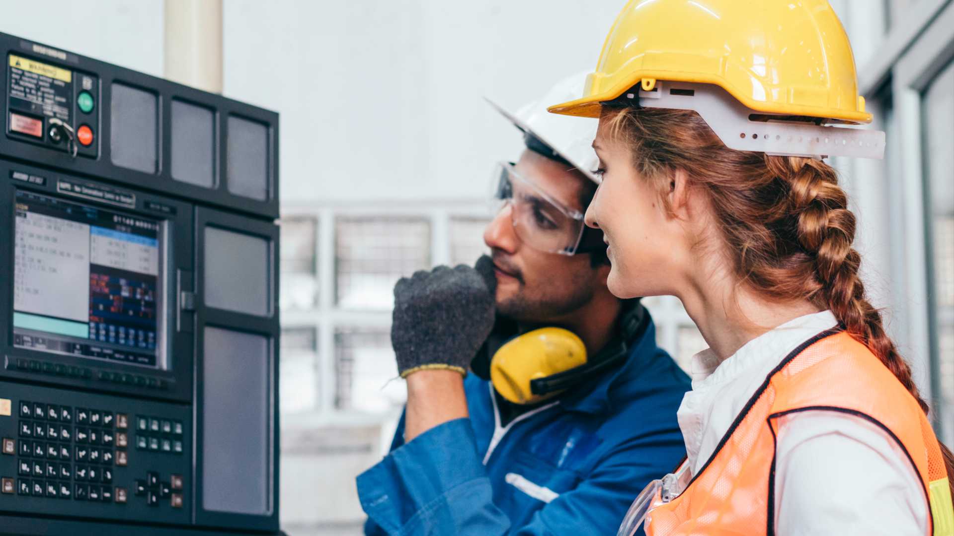 Manufacturing workers technology artificial intelligence machine learning
