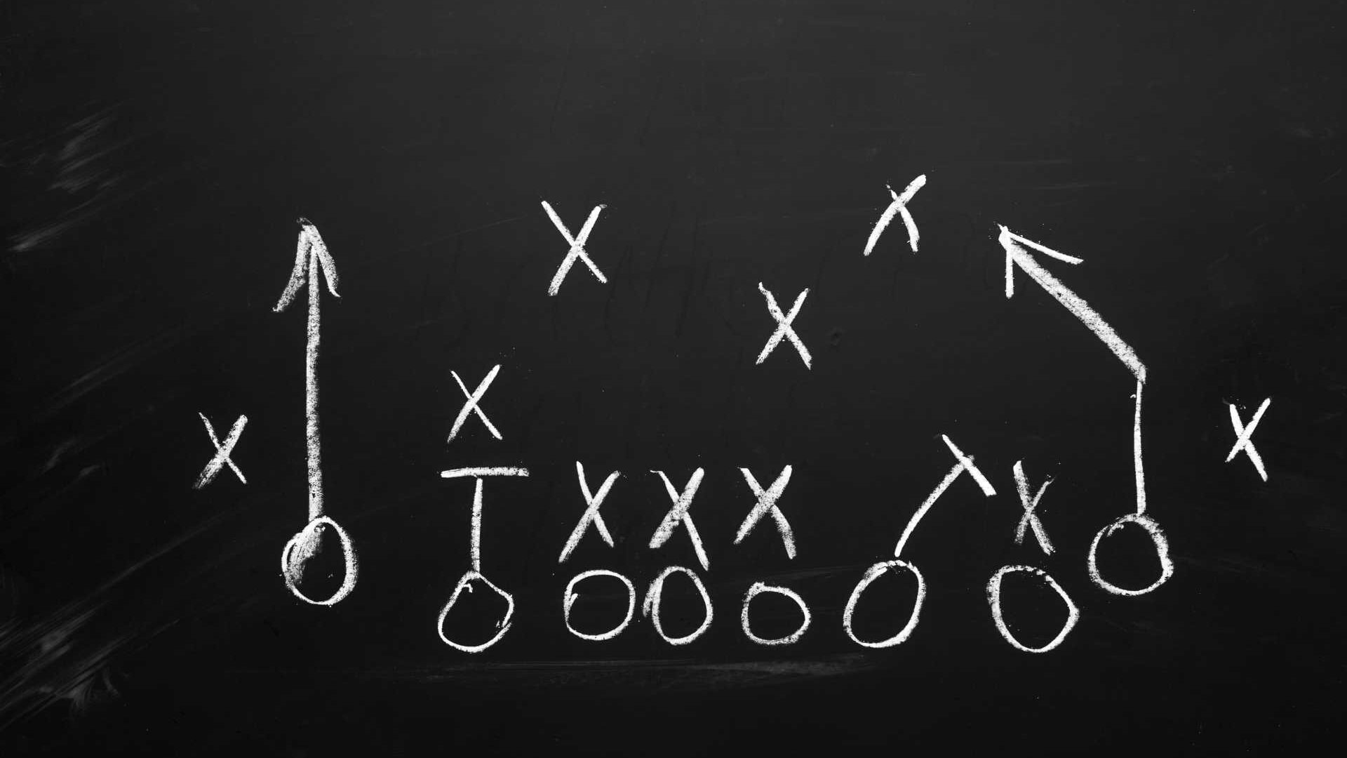 Sports play diagram with circles and X's