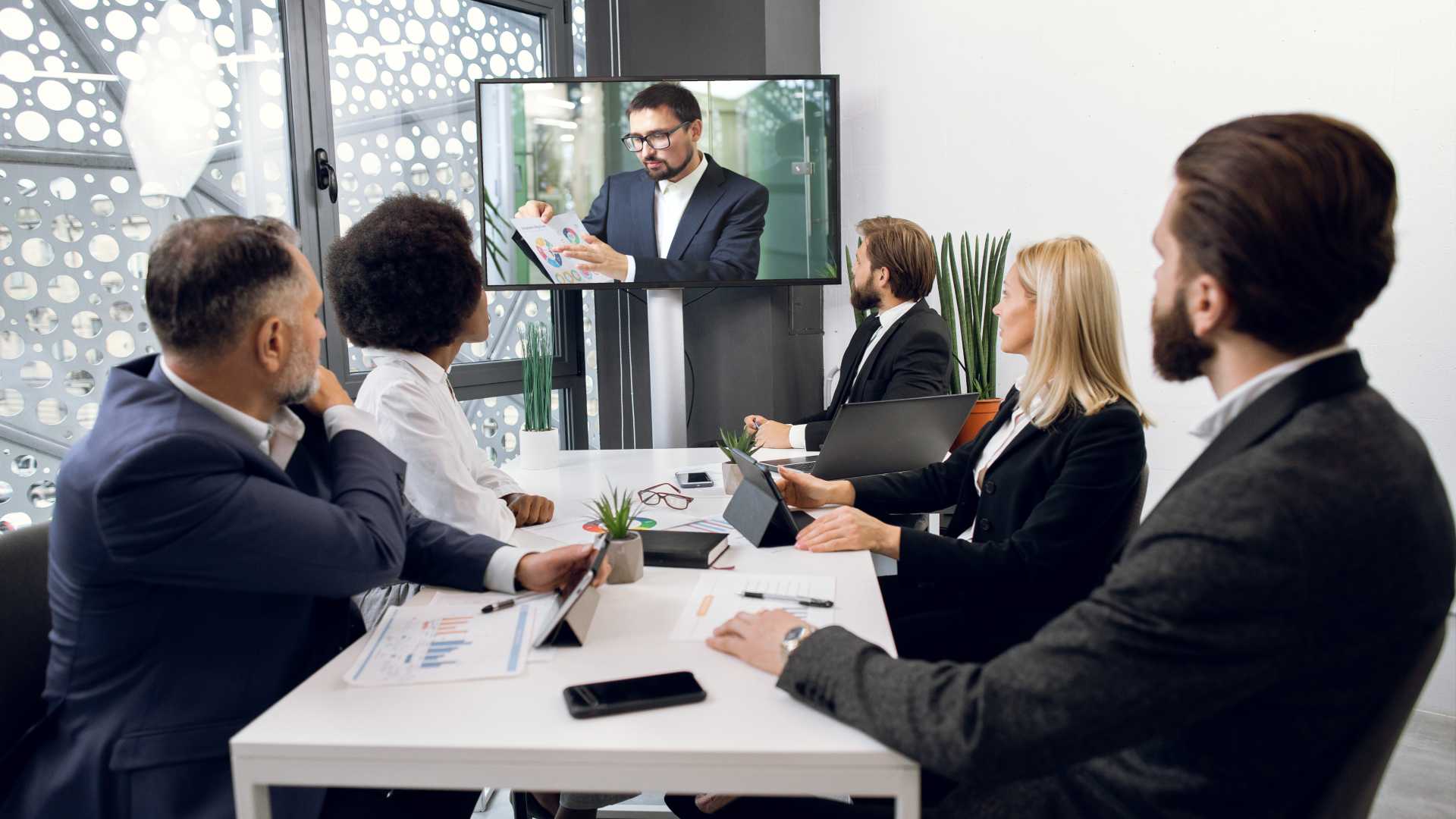 Diverse group of people in a meeting.