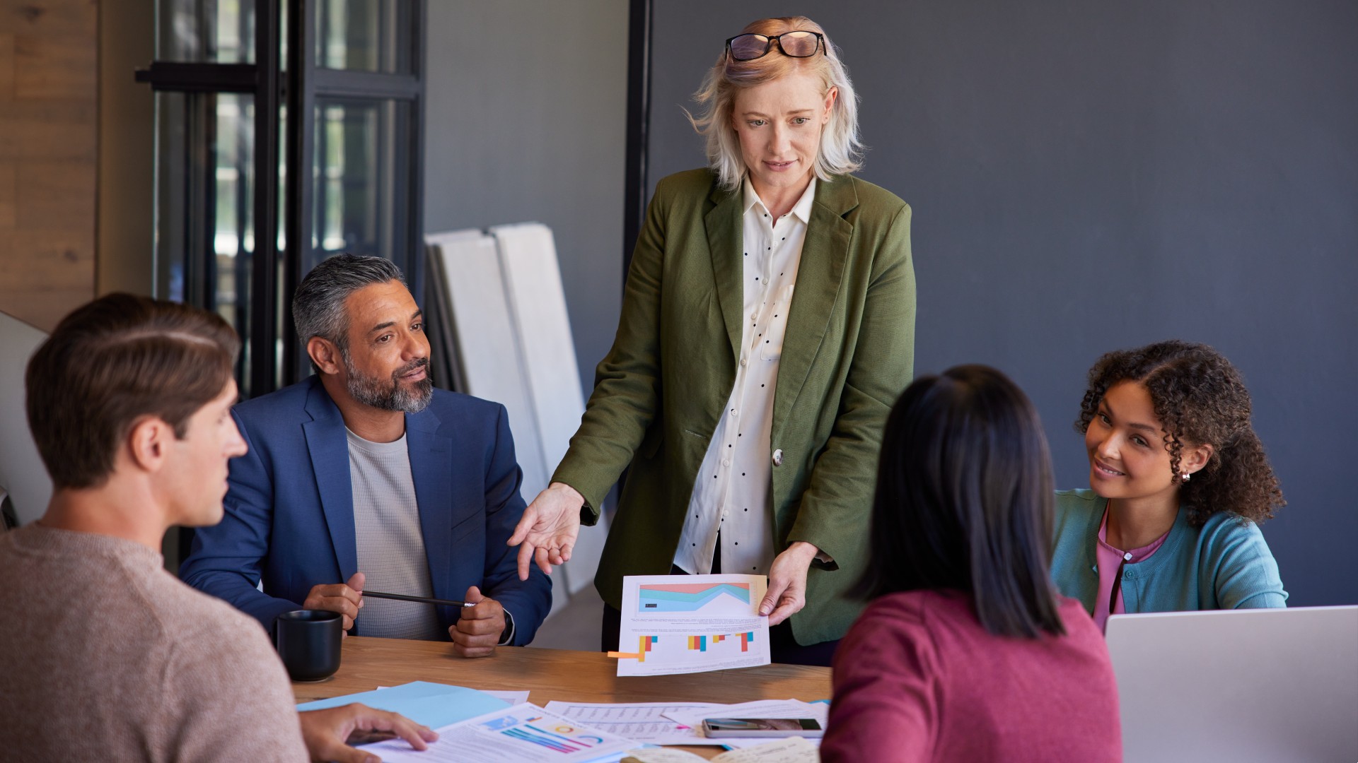 Woman leading a team meeting.